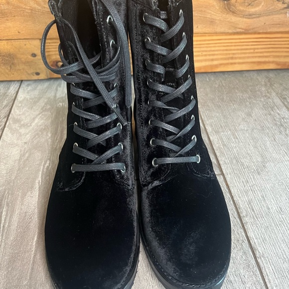 Frye Veronica Velvet Combat Boots - Picture 11 of 11